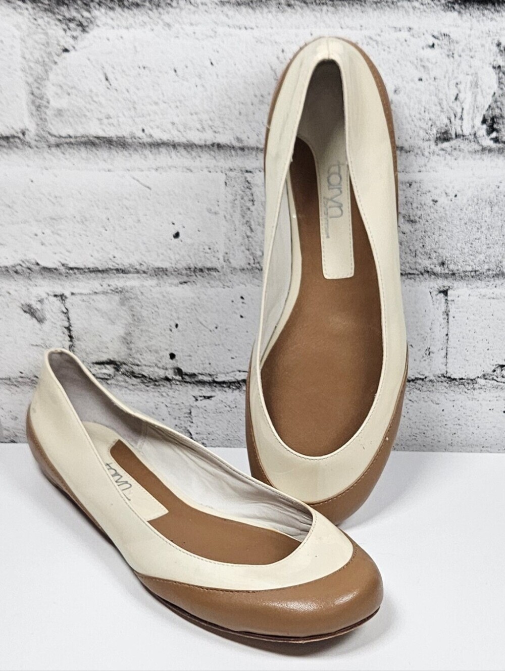 Taryn by Taryn Rose Cream Tan Patent Leather Ballet Flats Women's Size 9